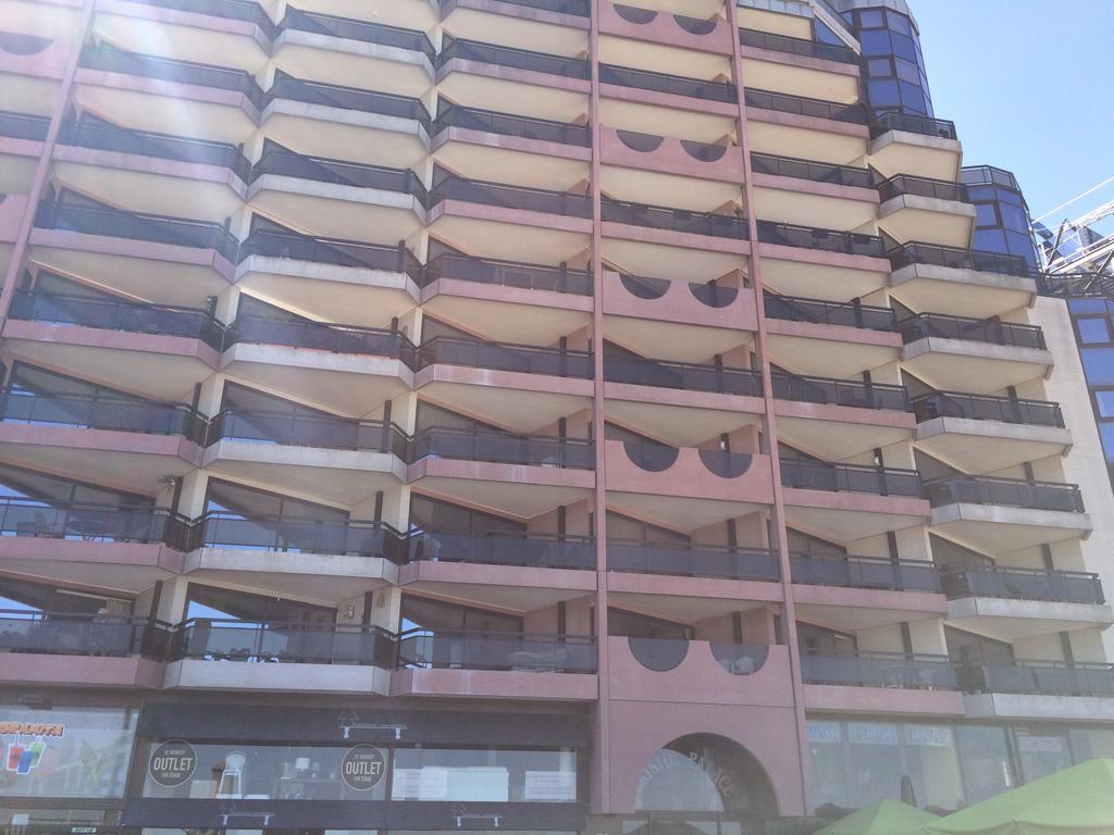 Bristol Palace 7a *